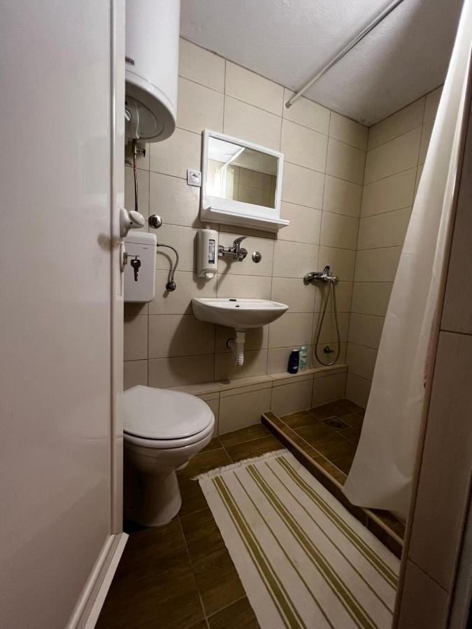 Ljubav Stara Zaovine Hotell Lazici Eksteriør bilde