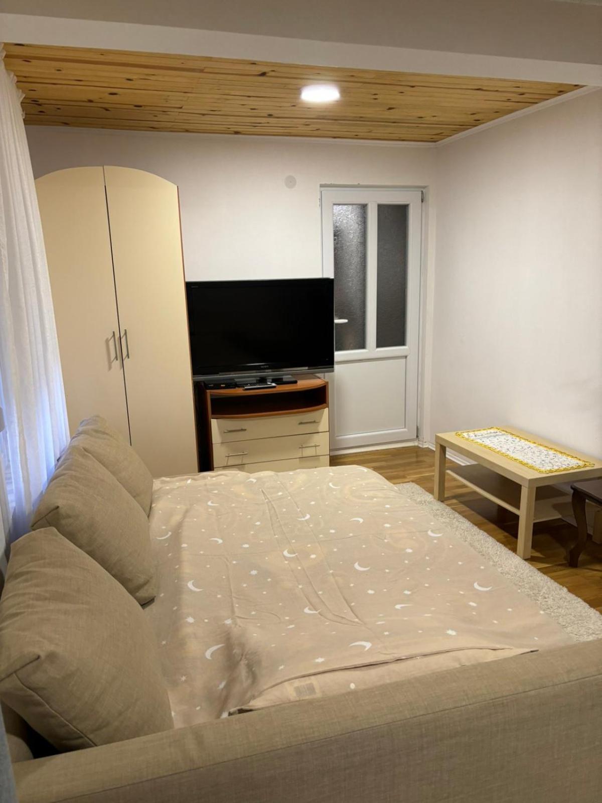 Ljubav Stara Zaovine Hotell Lazici Eksteriør bilde