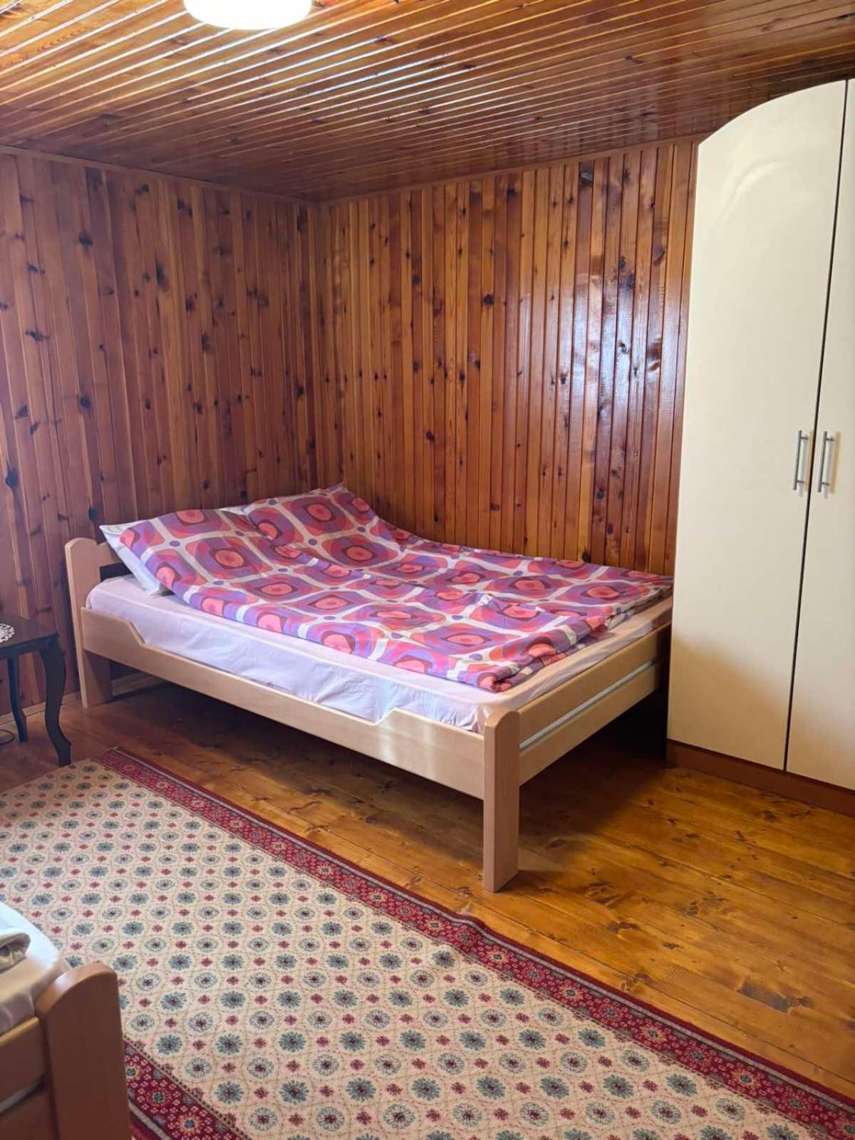 Ljubav Stara Zaovine Hotell Lazici Eksteriør bilde