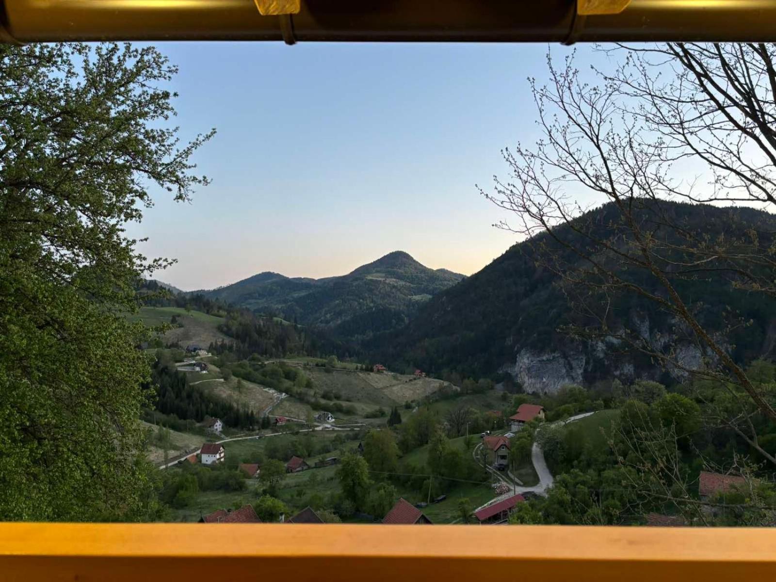 Ljubav Stara Zaovine Hotell Lazici Eksteriør bilde