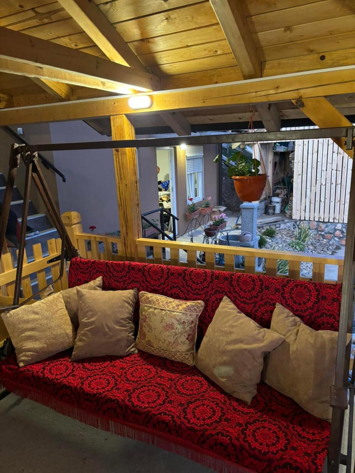 Ljubav Stara Zaovine Hotell Lazici Eksteriør bilde