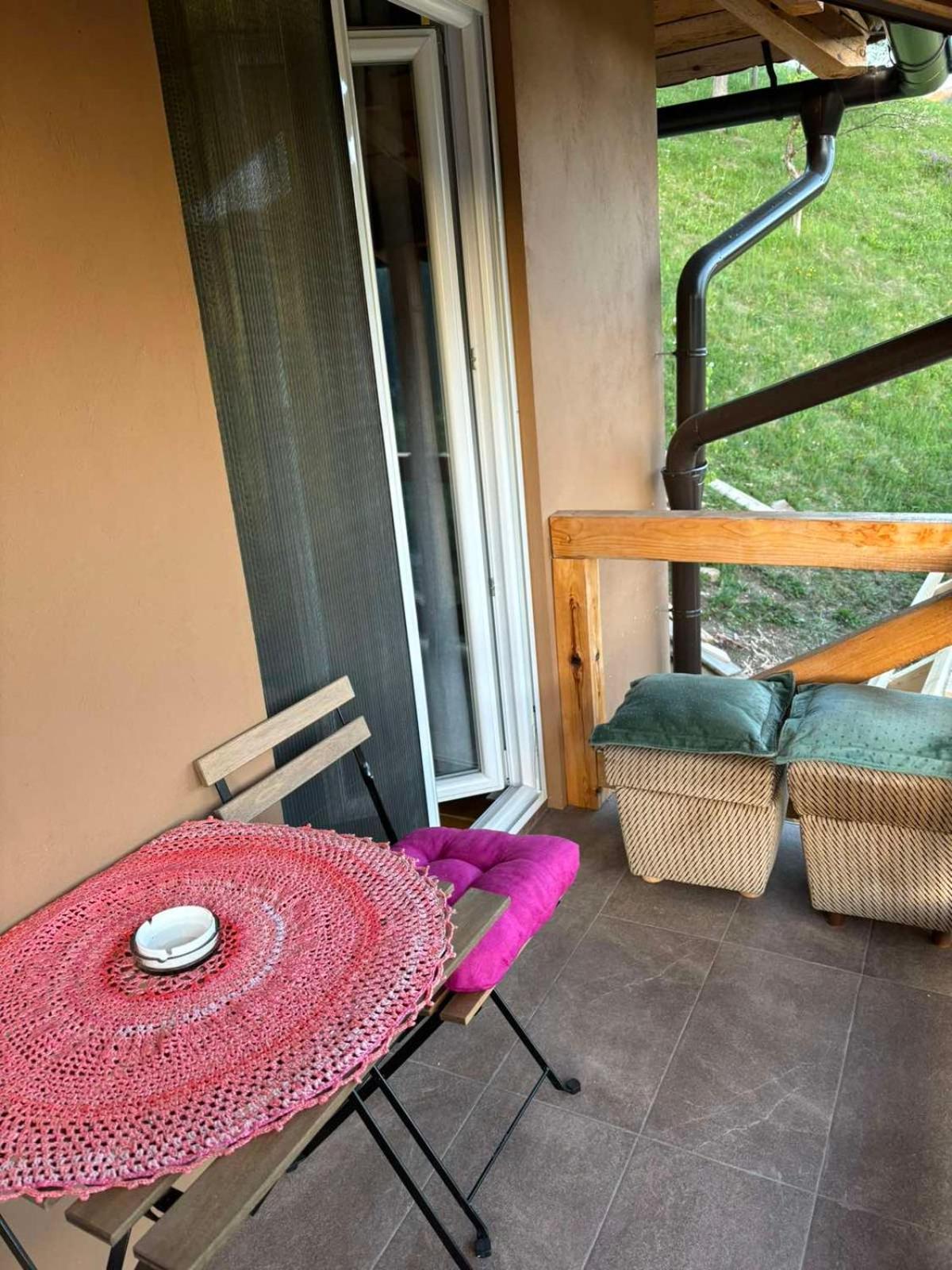 Ljubav Stara Zaovine Hotell Lazici Eksteriør bilde