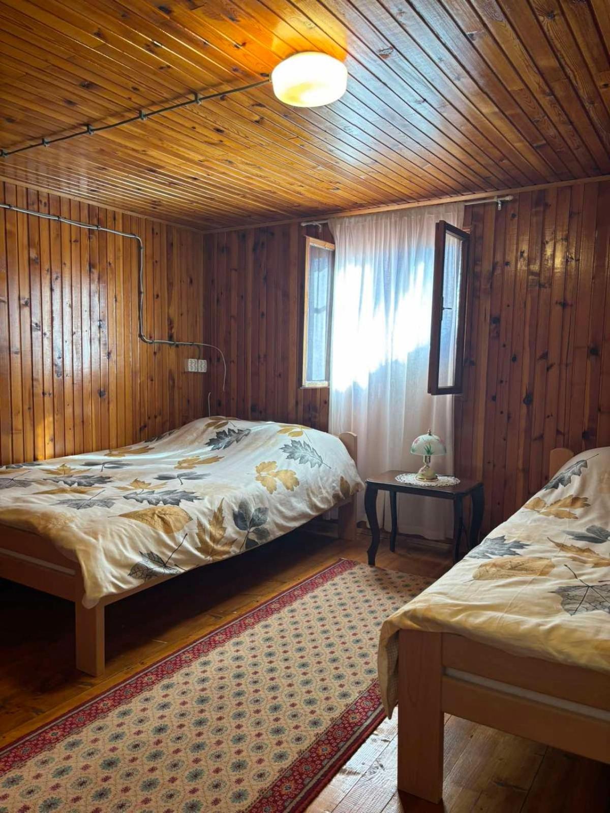 Ljubav Stara Zaovine Hotell Lazici Eksteriør bilde